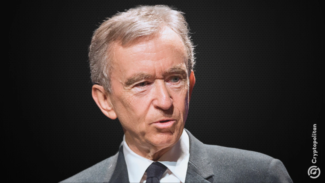 LVMH 的 Bernard Arnault 呼吁欧洲在贸易谈判中向特朗普做出让步 LVMH 的 Bernard Arnault 呼吁欧洲在贸易谈判中向特朗普做出让步