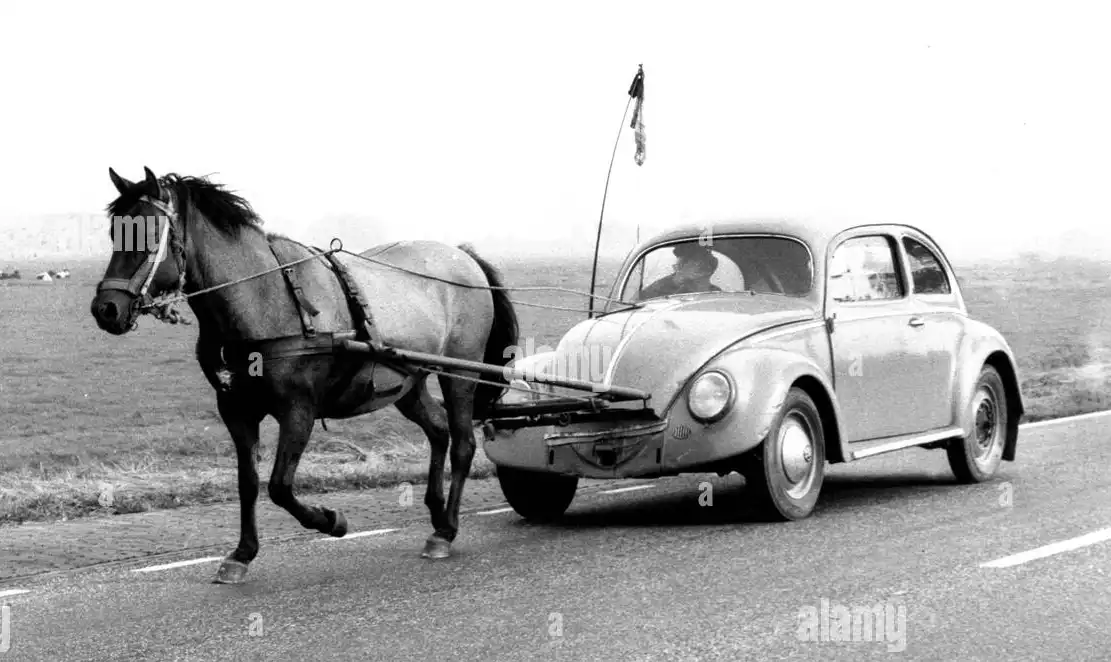 比特币资金大撤离真相:35亿美元出逃背后 三大资本流向与市场拐点预警 比特币资金大撤离真相:35亿美元出逃背后 三大资本流向与市场拐点预警