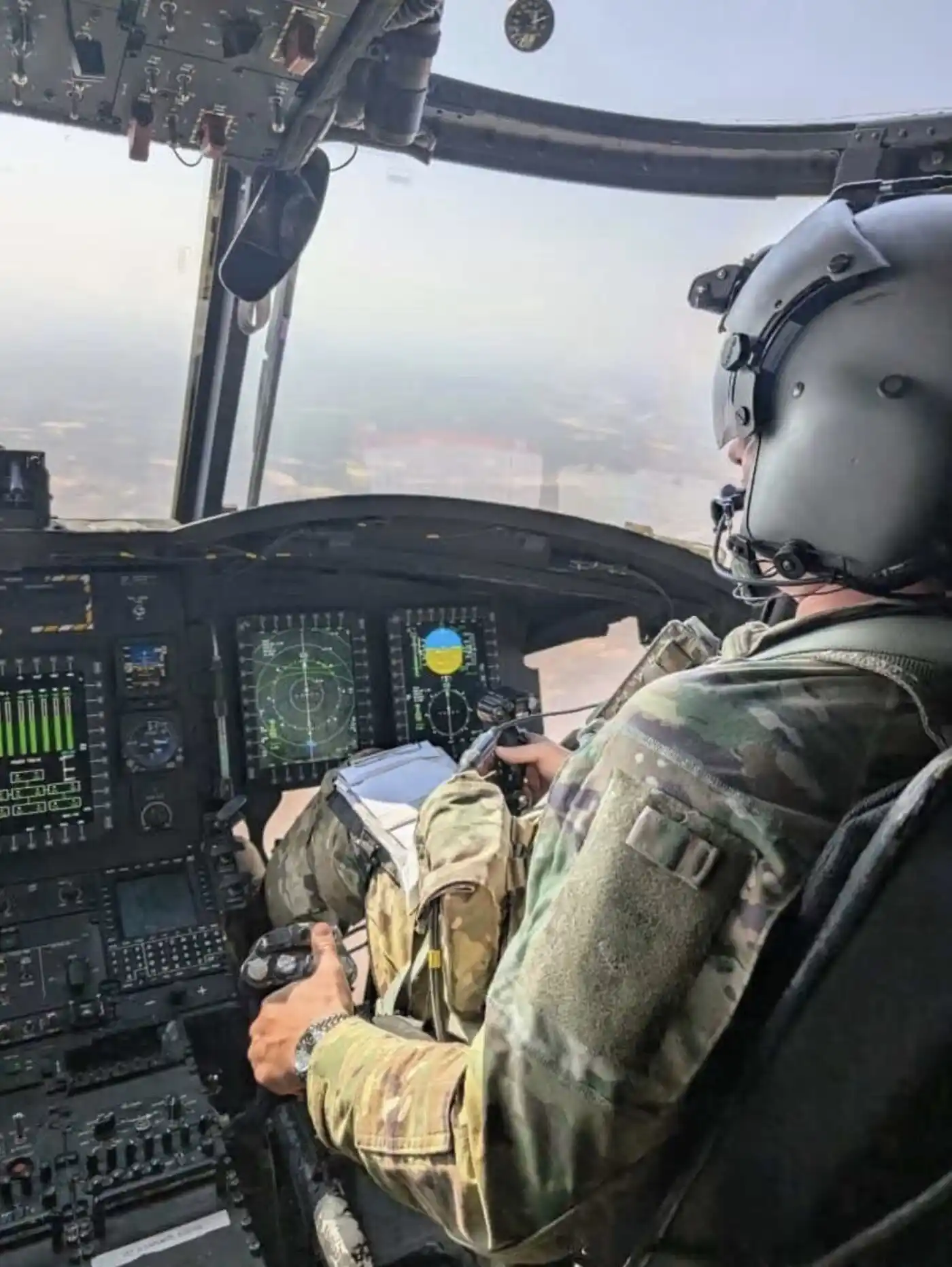 美军航母变身华尔街:官兵疯狂炒币炒股内幕曝光 美军航母变身华尔街:官兵疯狂炒币炒股内幕曝光