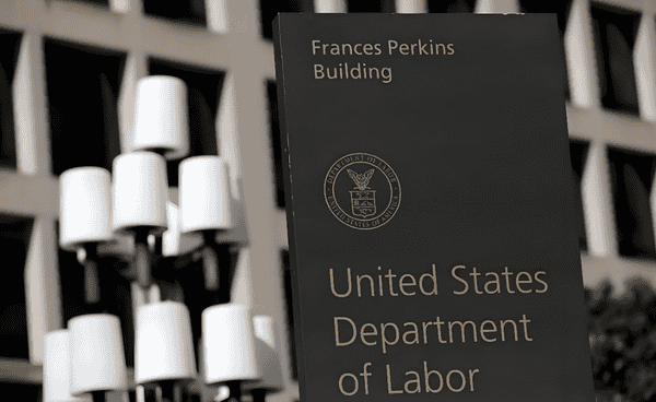 突发!比特币暴力反弹3000点 美联储放话引爆市场:牛市重启还是诱多陷阱?|12月12日决战关键位 突发!比特币暴力反弹3000点 美联储放话引爆市场:牛市重启还是诱多陷阱?|12月12日决战关键位